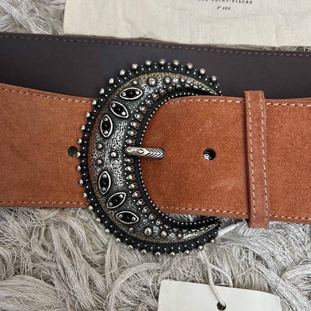 Sezane Pink Belt with Silver Crescent Buckle - final price will not go below $75 - Picture 7 of 11